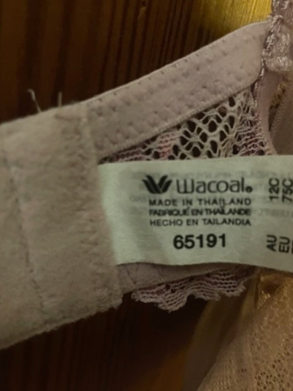 Wacoal Embrace Lace Lilac Underwire Bra 34C - Picture 4 of 5